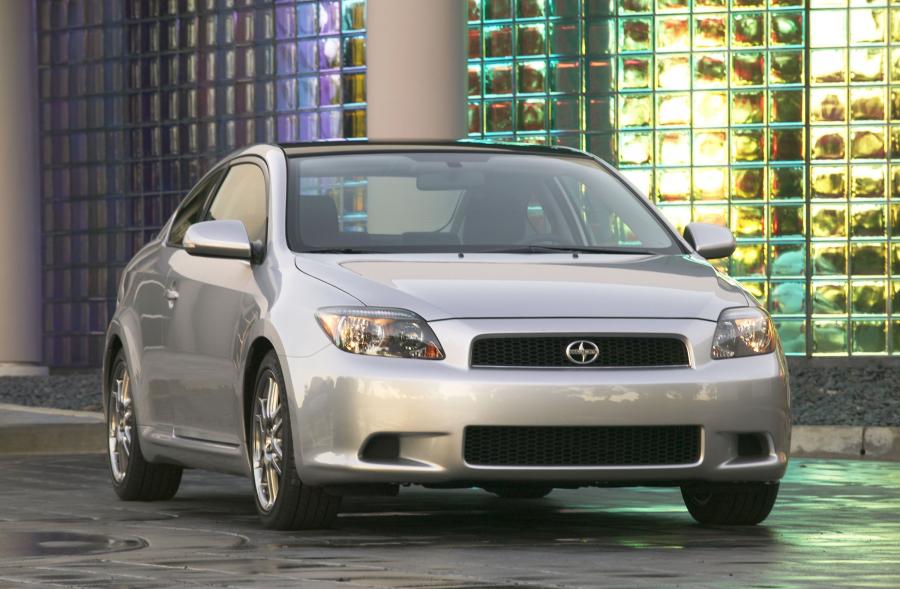  Scion tC 2005 года  (фото 39 из 130)